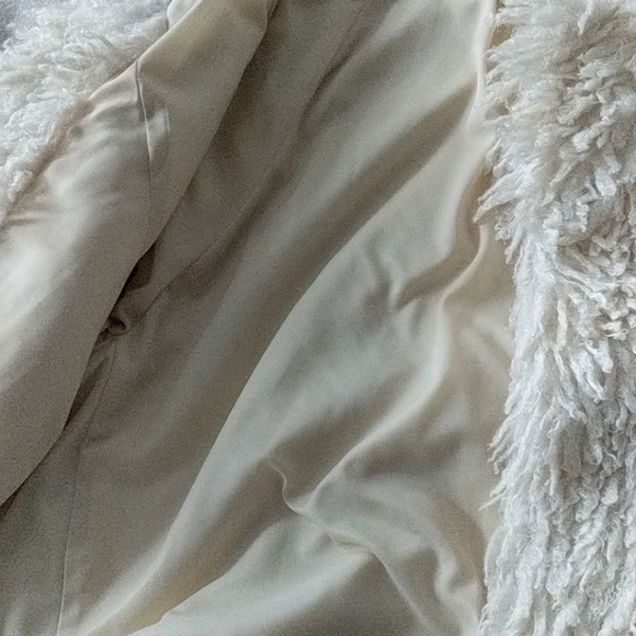 Zara Cream Teddy Crop Sleeve Jacket - Picture 5 of 8